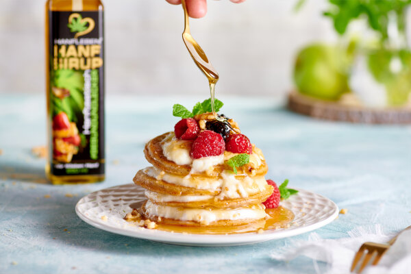 Apfelpfannkuchen mit Hanfsirup - Apfelpfannkuchen mit Hanfsirup