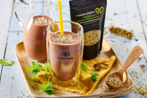 Smoothie mit Kakao und Hanfleben Hanfsamen - Smoothie mit Kakao und Hanfleben Hanfsamen
